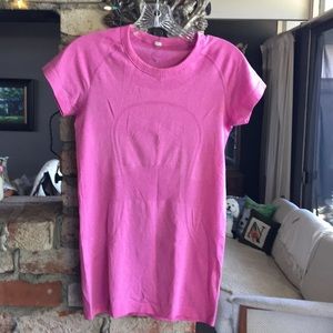 Lululemon pink short  sleeved top vintage style